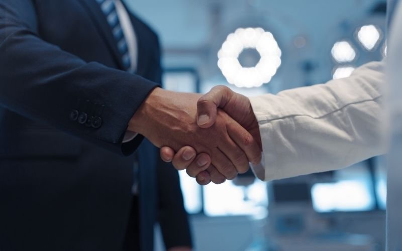 Compounding Reform 2025: How Policy Changes Could Reshape Hospital Contracts